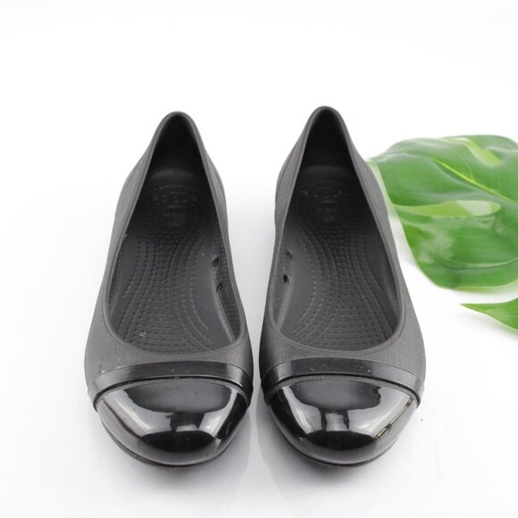 CROCS Womens Cap Toe Ballet Flat Size 5 Black Slip On Shoe Water Resistant Comfy - Picture 3 of 12